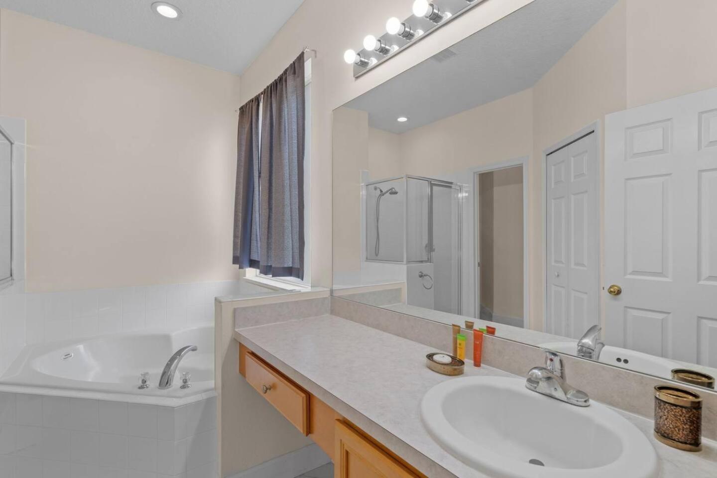 6 Bedroom 5 Bathroom Emerald Island 2601 Ib Kissimmee Buitenkant foto